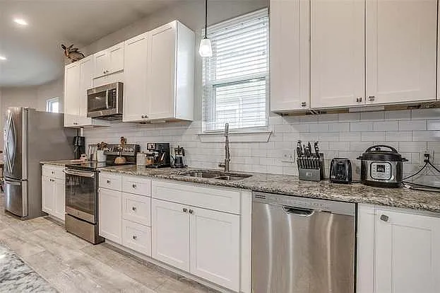 2905 S Jennings Ave — Photo 20