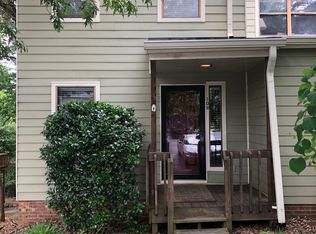 108 Cedarwood Ln, Carrboro, NC 27510