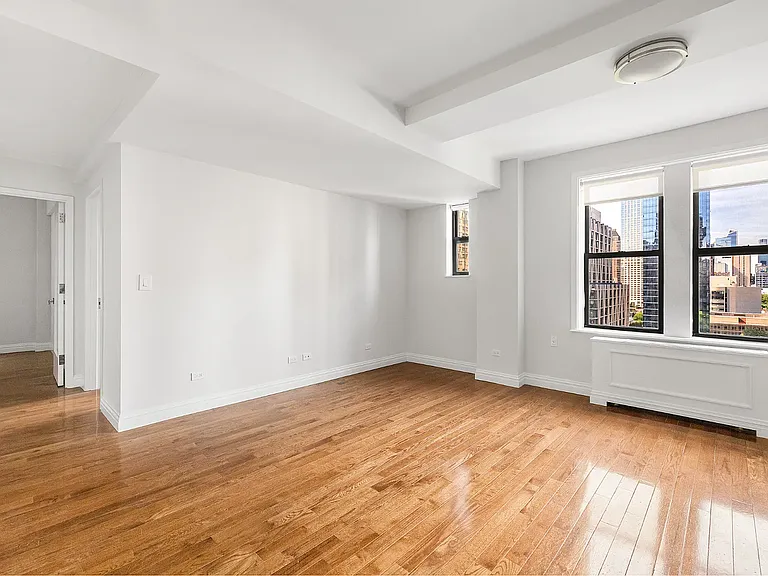 210 W 70th St #1408 — Photo 2