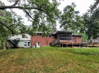 502 Queens Rd, Sanford, NC 27330