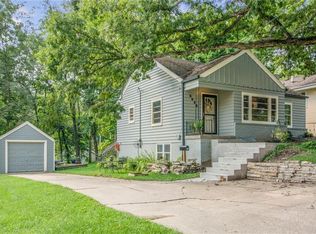 2918 Allison Ave, Des Moines, IA 50310