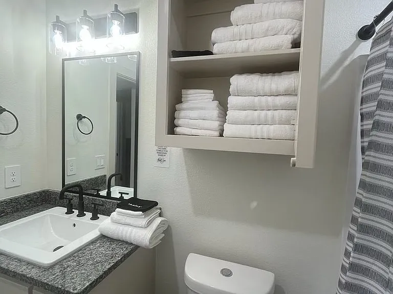7701 Date Ave — Photo 20