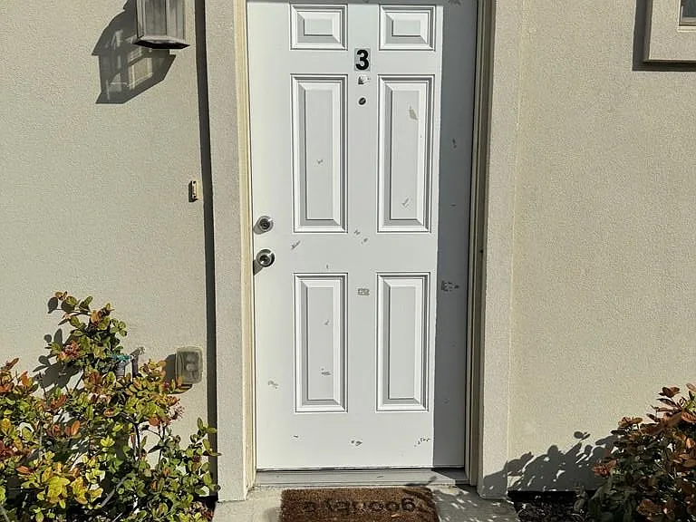 2105 Canyon Rd #1 — Photo 4