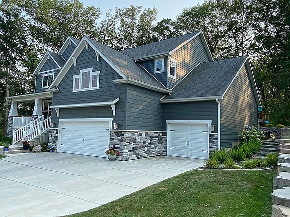 4th image of 915 Lillian Russell Ct