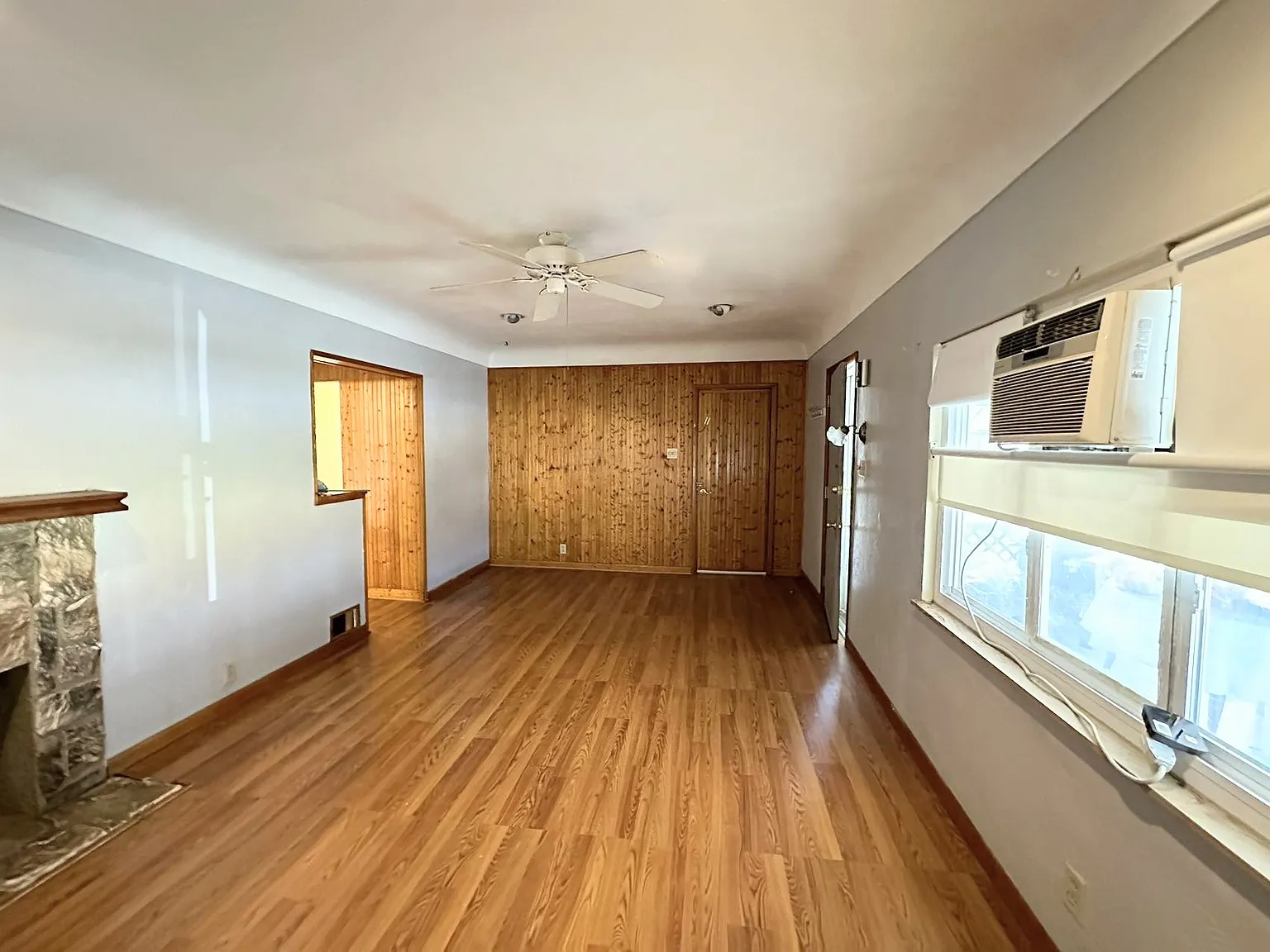 2 bed, 750 sqft, $900 — Photo 3