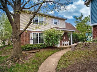 314 Jasmine Ct, Aurora, IL 60504