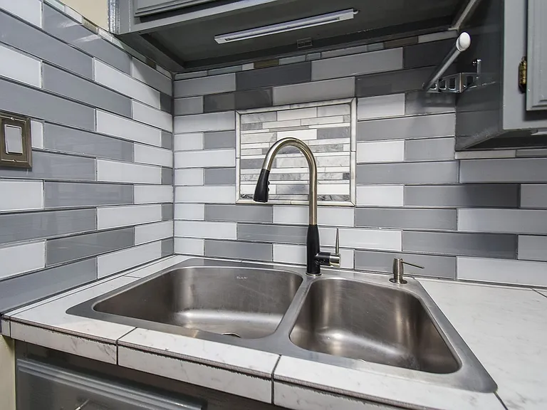 2507 Montrose Blvd #22 — Photo 18
