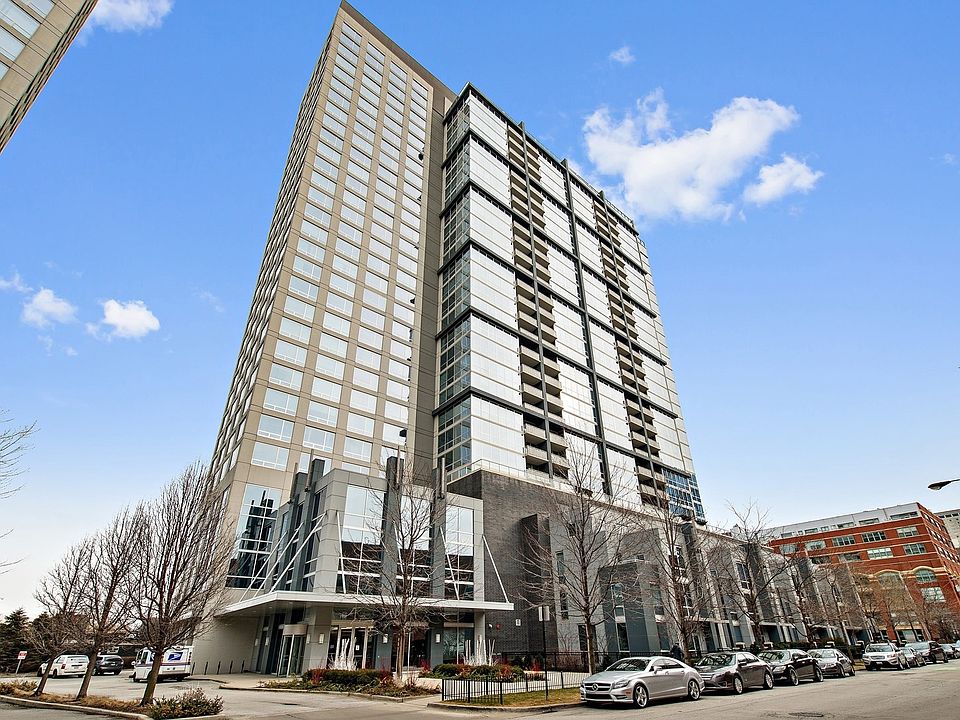 1st image of 1901 S Calumet Ave #2901