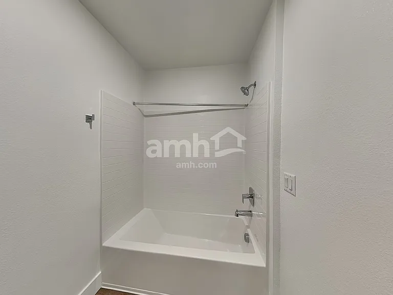 9131 Golden Sunflower Ct — Photo 13