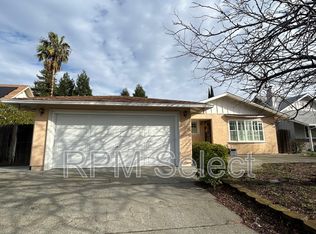 533 Scottsdale Dr, Vacaville, CA