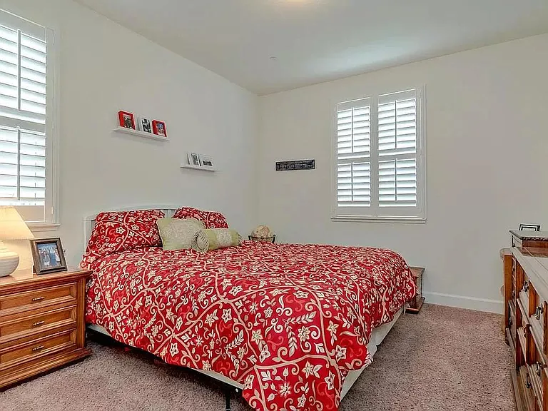 2454 Muller Pl — Photo 17
