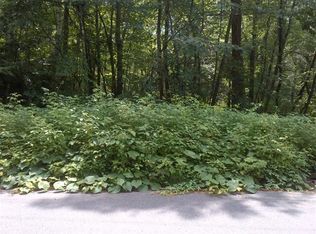 15 White Birch Ln, Avon, CT 06001