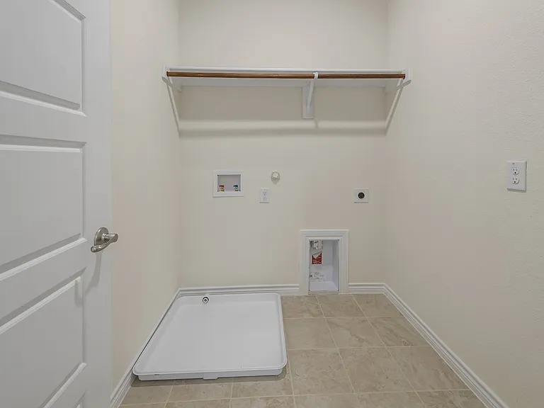 752 Thorn Creek Dr — Photo 10