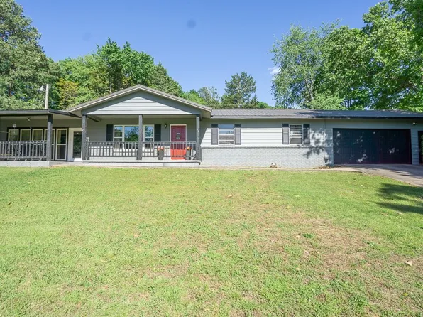 24 S Sycamore Ave, West Fork, AR 72774