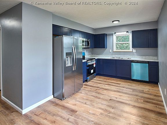 5th image of 5137 Waycross Dr