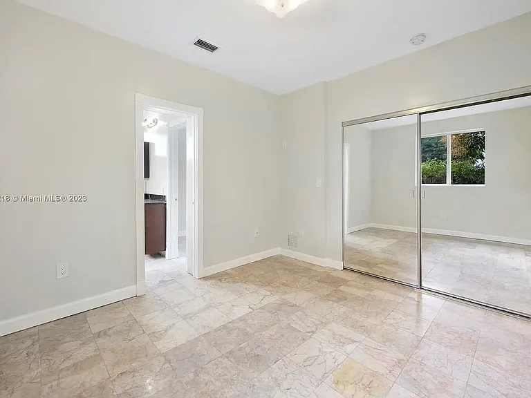 8861 SW 127th Ter — Photo 94