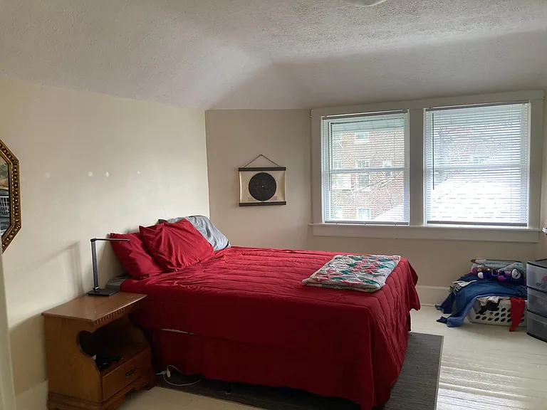 Side Bedroom (as previously furnished)