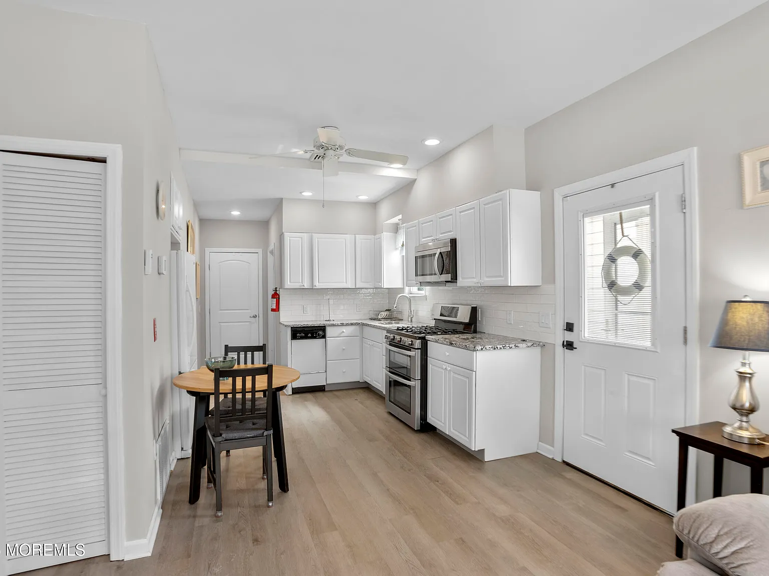 1 bed, 1404 sqft, $1,750 — Photo 3