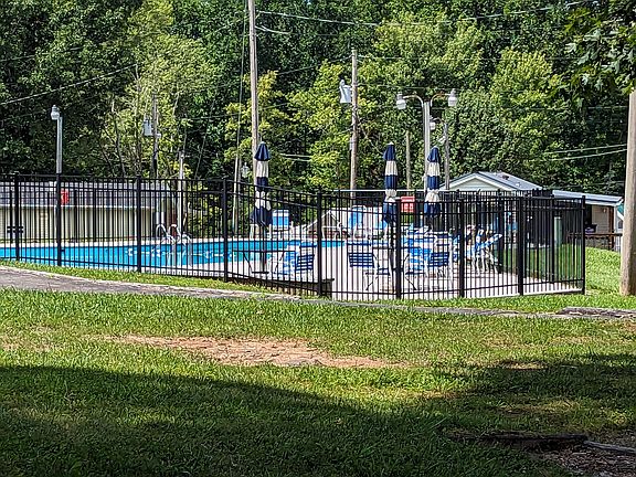 3rd image of 5355 Parkway E Lot 17