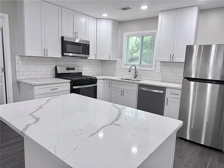 1540 Spender Dr — Photo 2