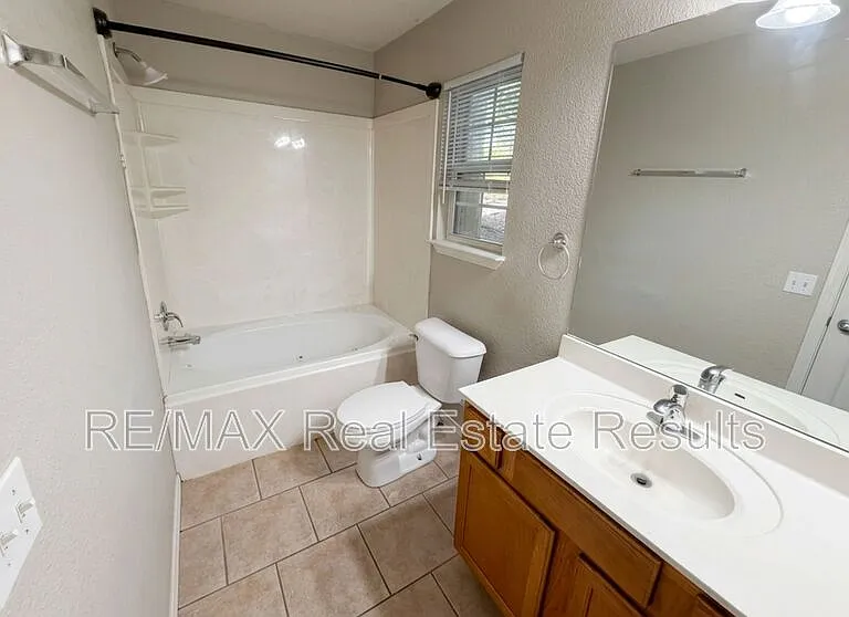 5 Dolphin Ln — Photo 9
