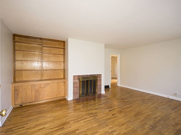 Living Room with Custom Built-in Shelves