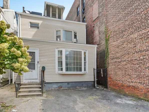 110 Storms Ave, Jersey City, NJ 07306