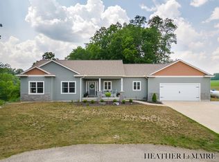 2745 Gorton Dr, Middleville, MI 49333