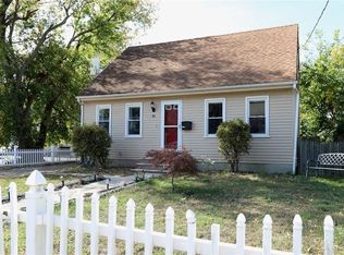 42 Jervis St, Woonsocket, RI 02895