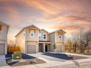 818 Soria Pl #102, San Antonio, TX 78223