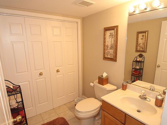 5th image of 3175 Kirklevington Dr #258