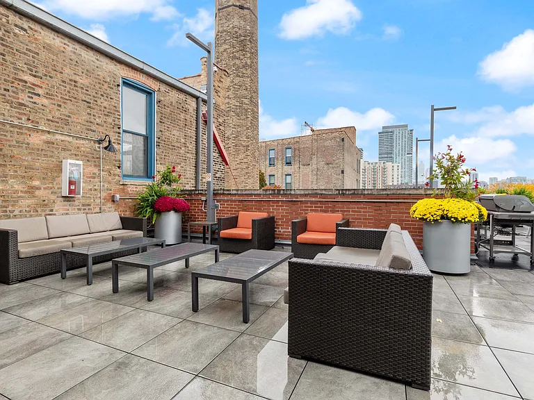 Cobbler Square Lofts — Photo 29