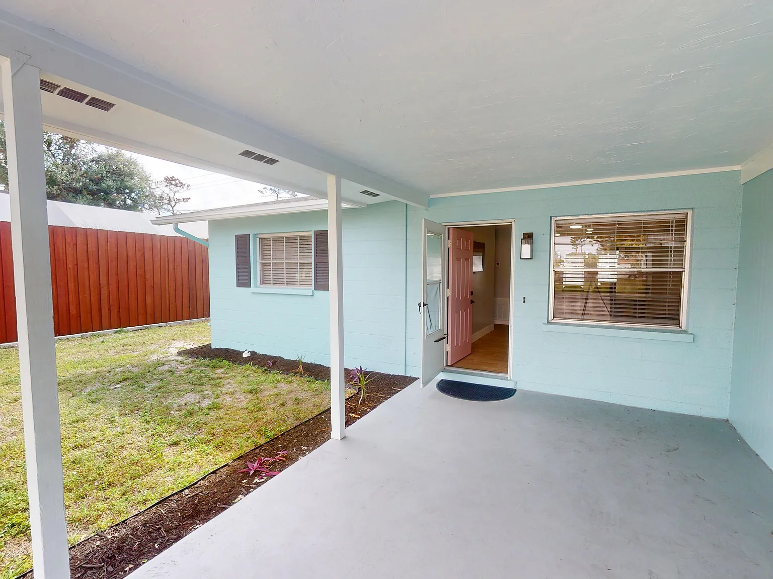 2 bed, 1150 sqft, $2,000 — Photo 1