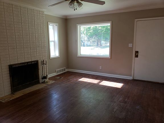 4th image of 776 10th St