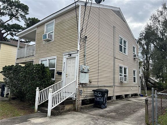 2nd image of 2134 Robin St