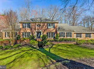 2007 Carrhill Rd, Vienna, VA 22181