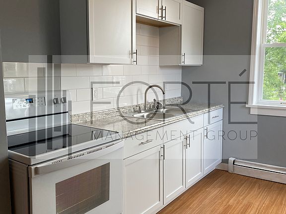 4th image of 120 Keyes Ave #2A