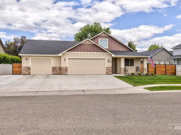 1792 Walnut Ave, Fruitland, ID 83619