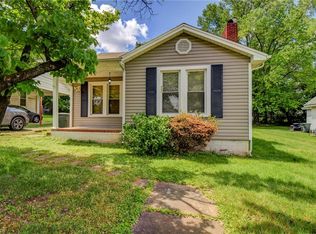 629 Patterson St, Eden, NC 27288