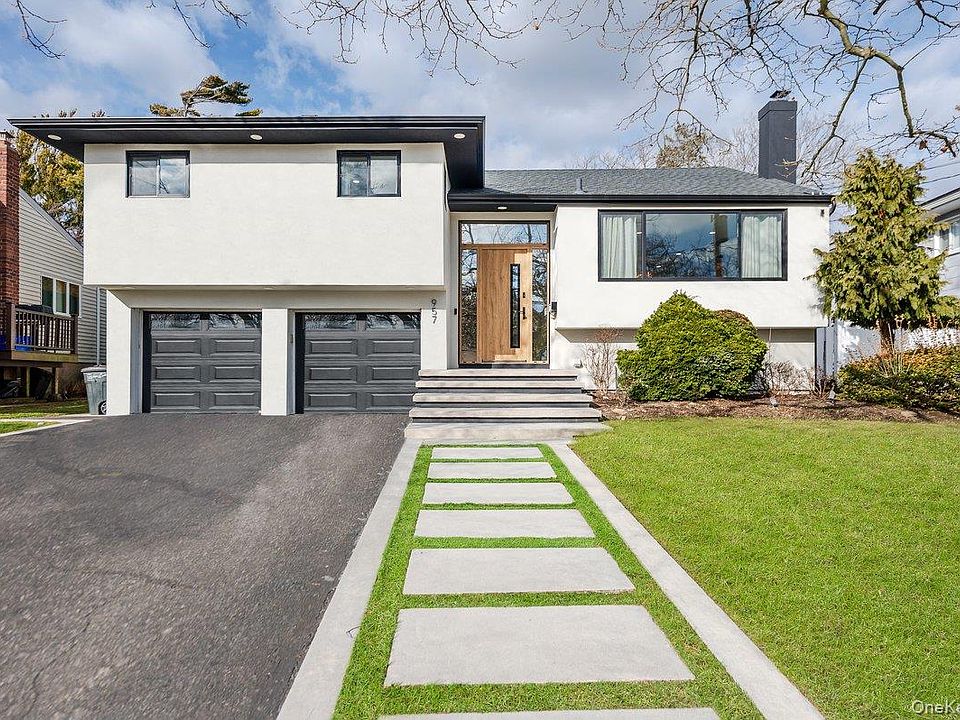 1st image of 957 Cherrywood Drive