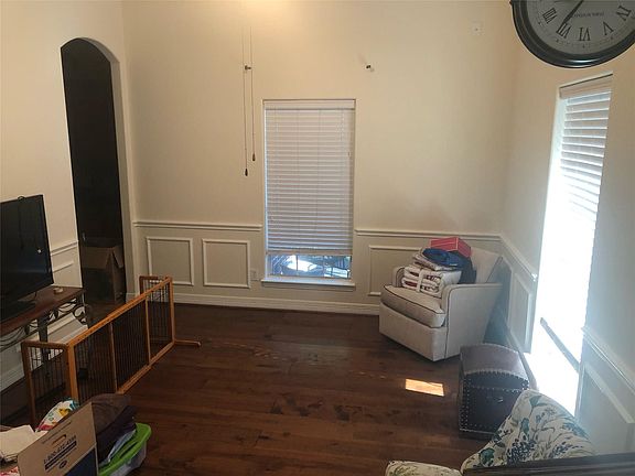 2nd image of 21667 Horseshoe Dr