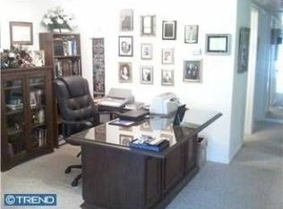 58 Sandybrooke Dr, Langhorne, PA 19047