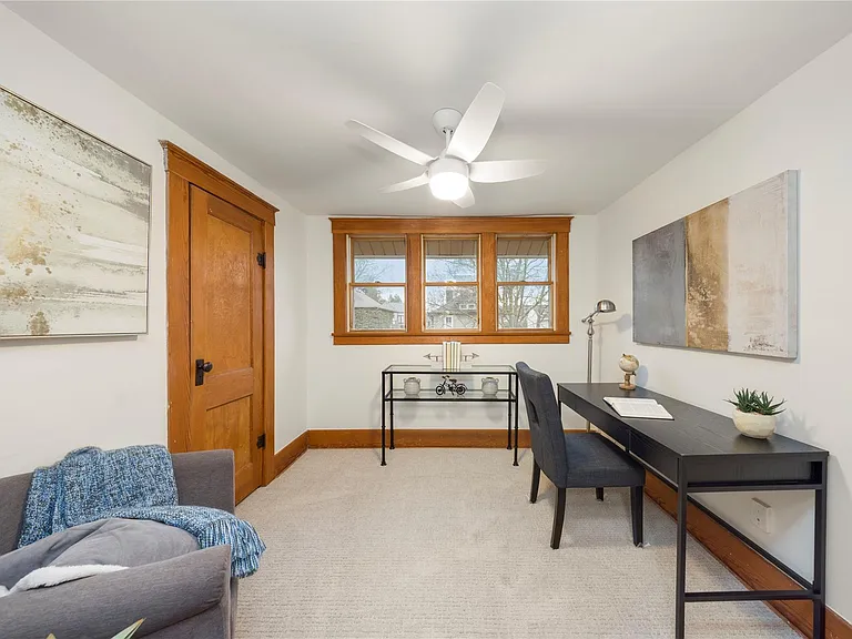 436 Park St — Photo 22