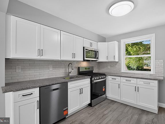 4th image of 4510 Gail Ln