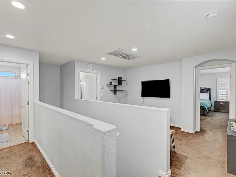 48 Jasmine Point St — Photo 31