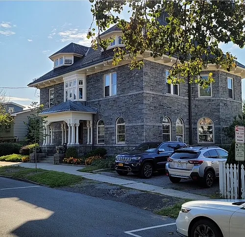 10 S Cottenet St #2S Photo 1