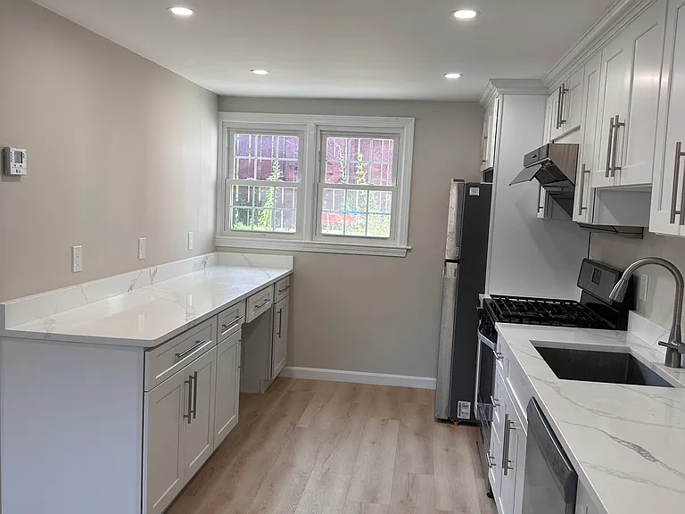 274 Main St #7A — Photo 6