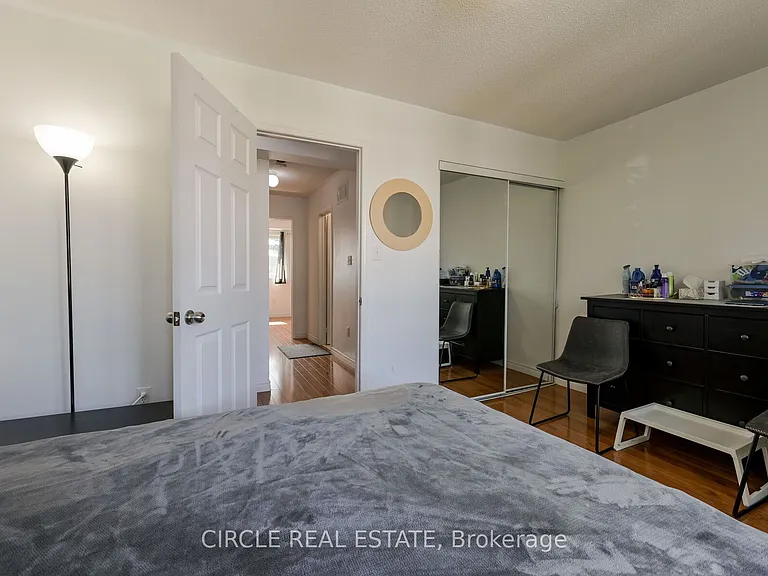 20 Spadina Rd #20 — Photo 25