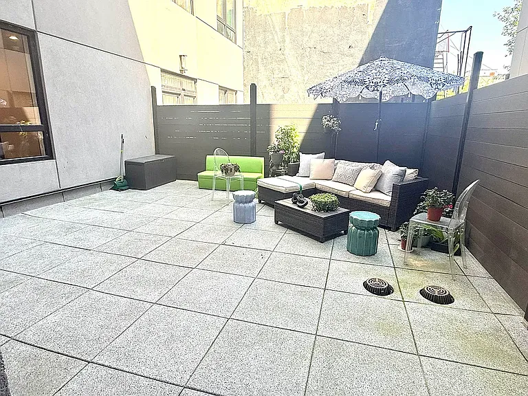 2337 Bedford Ave #3B — Photo 20