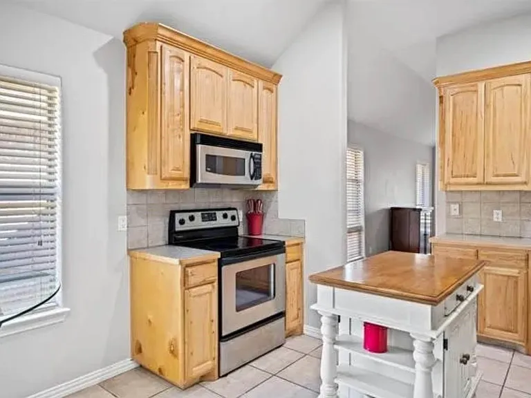 8336 Trinity Vista Trl — Photo 21